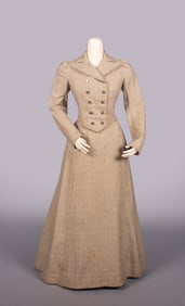 HOUNDSTOOTH WOOL WALKING SUIT, 1898