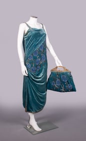 SADIE NEMSER EVENING DRESS & MATCHING HANDBAG, USA, c. 1920