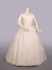 WHITE COTTON MULL & EMBROIDERED TULLE WEDDING DRESS, 1840s