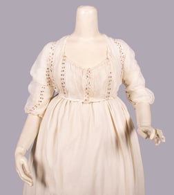 NEEDLE CHAIN STITCH EMBROIDERED ROUND GOWN BODICE, c. 1795