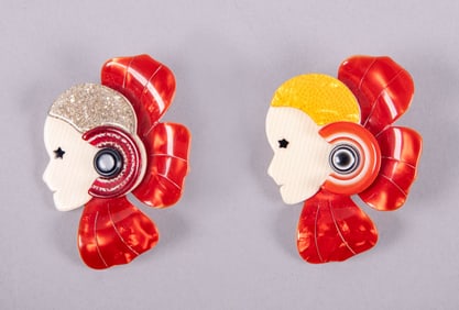 SEVEN LEA STEIN LADY BROOCHES, PARIS