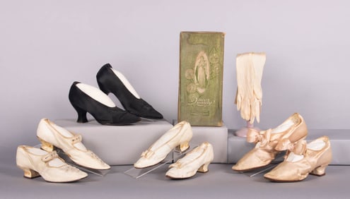 FOUR PAIRS SILK OR LEATHER LADIES PUMPS, USA, 1880-1920