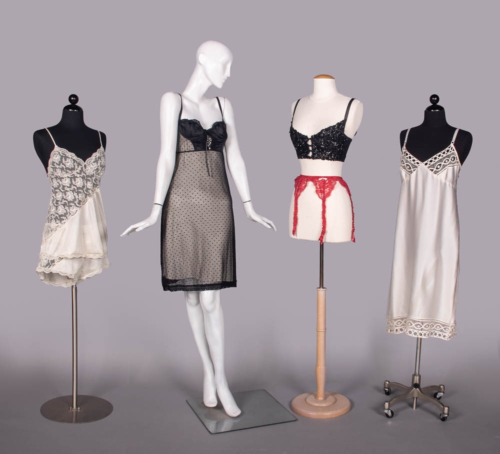 GROUP OF DESIGNER LINGERIE, USA, ITALY & AUSTRALIA: 2-pc white cami & shorts w/ mm lace insertions, 100% nylon, label "Bob Mackie for Glydons", cami B 32", L 26", shorts W 24"-28", L 9", (light stains) excellent; 1 black flocked net negligee w/ satin B