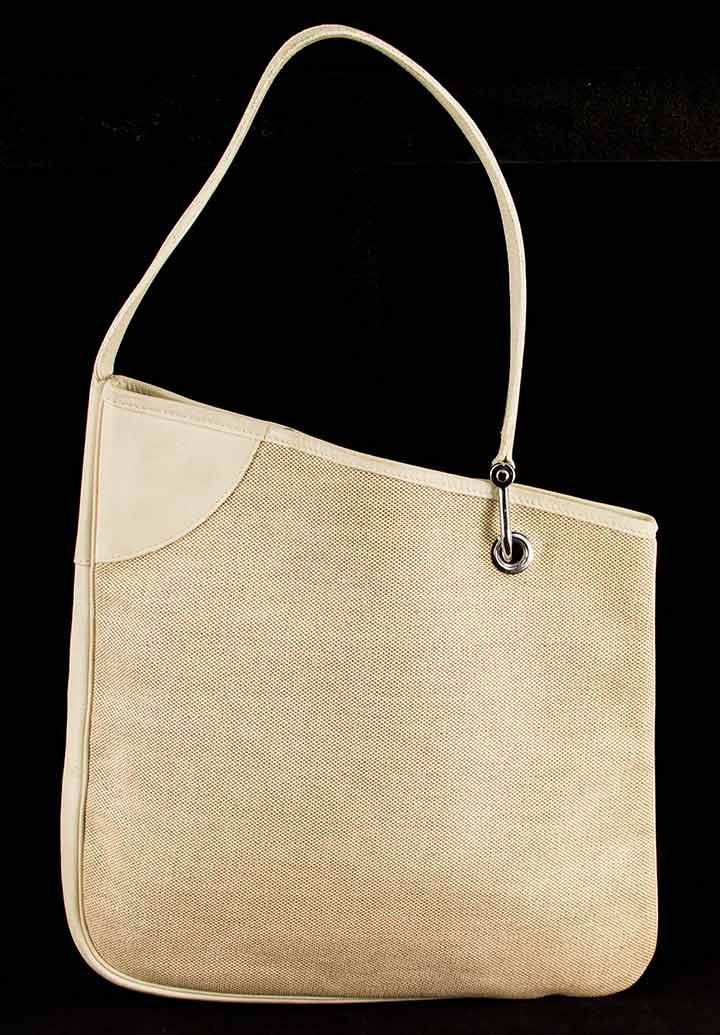 HERMES CREAM LEATHER SHOULDER BAG, 1971 (1 of 7)