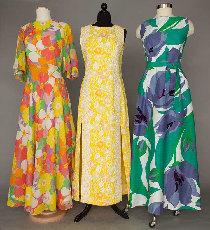 THREE COTTON PRINT HOSTESS DRESSES, 1960-1970s (1 of 8)