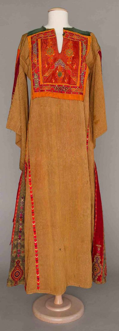 EMBROIDERED SILK CAFTAN, SYRIA (1 of 10)