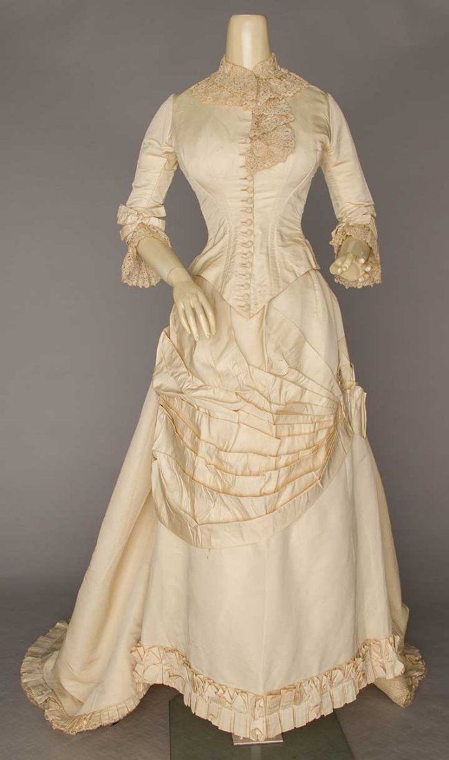 CREAM SILK WEDDING ENSEMBLE, VERMONT, 1881 (1 of 6)