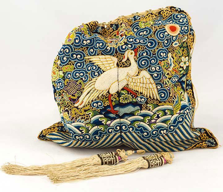 EMBROIDERED DRAW STRING HANDBAG, EARLY 20TH C (1 of 7)