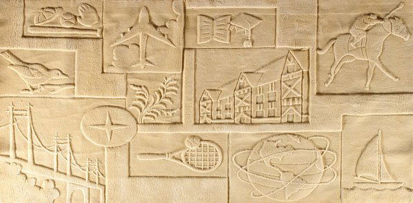 EDWARD FIELDS EDWARD FIELDS Cream virgin wool rug: EDWARD FIELDS EDWARD FIELDS Cream virgin wool rug with sculpted pile designs. Edward Fields label. 152 1/2" x 72"