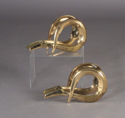 Pair of ALBERT PALEY forged and fabricat: Pair of ALBERT PALEY forged and fabricated bronze loop-shaped door handles with polished brass finish. Unmarked. 16" long
