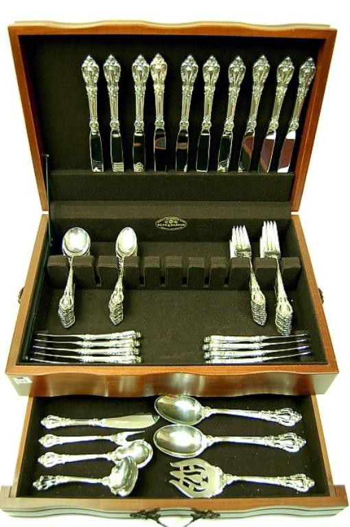 Eloquence by Lunt Sterling Silver Cream// Round Soup Spoon 6.25/"