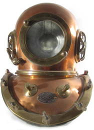 95: Vintage TOA 12 bolt brass and copper diving helmet