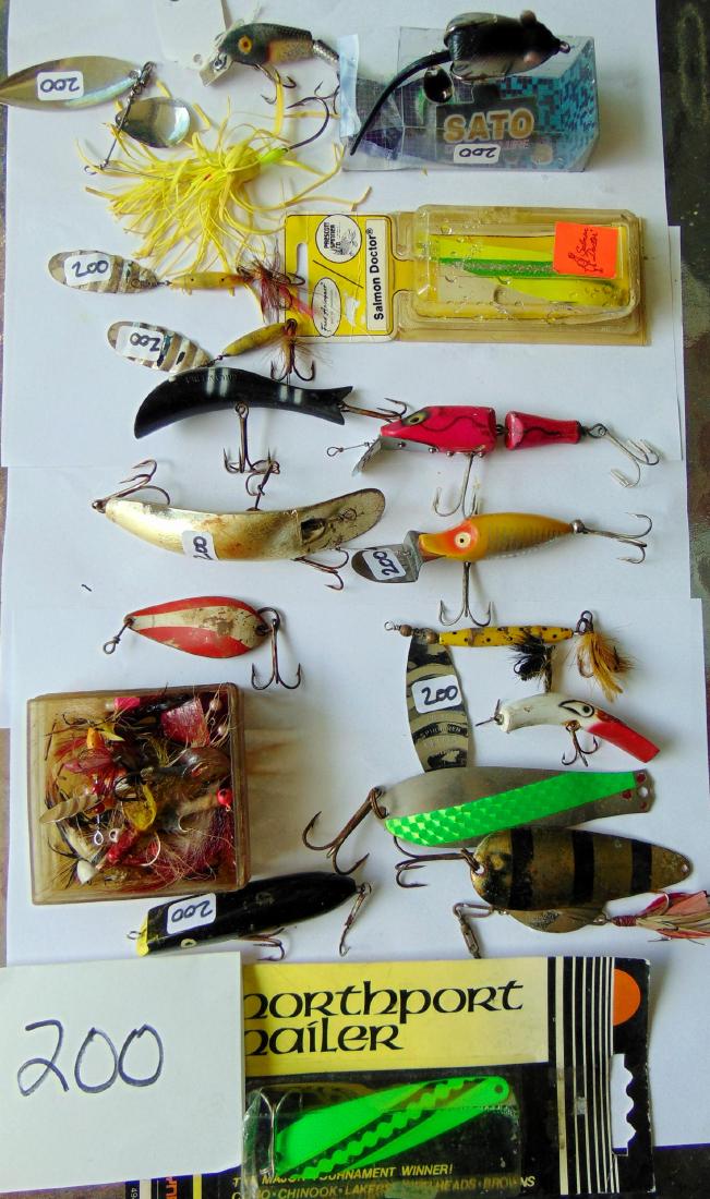 Large Lot of Fishing Lures: Large lot of fishing lures.