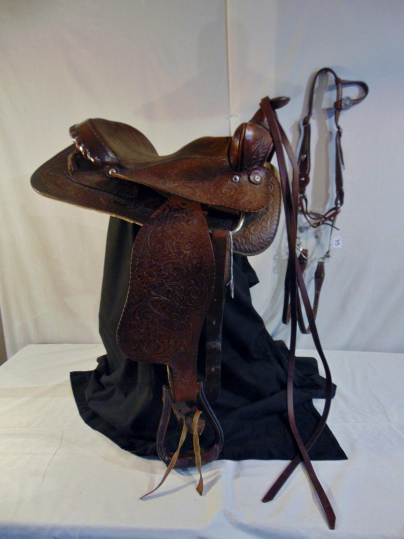 Hand Tooled Leather Western Saddle and Bridle with (1 of 12)