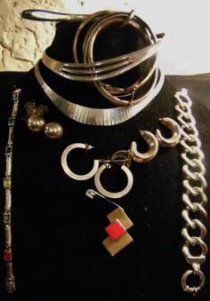 Sterling Jewelry Group: Big group, includes, 2 sterling chokers, 4 sterling bracelets, sterling earrings, sterling pendants and sterling hand mirror.total weight with mirror and stones, 288 grams.