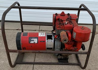 Master Volt 6000/4400 watt 120/240v generator with 8hp: Master Volt 6000/4400 watt 120/240v generator with 8hp Briggs & Stratton engine - good working condition