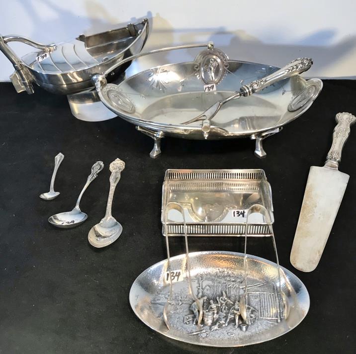 Group of Silverplate and Silver Handled Serving Pieces (1 of 10)