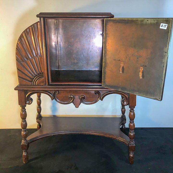 Art Deco Walnut Humidor (1 of 4)