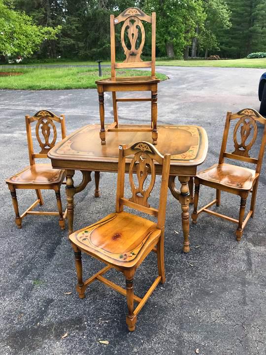 High quality Stenciled 1920's Kitchenette Table and 4 (1 of 7)