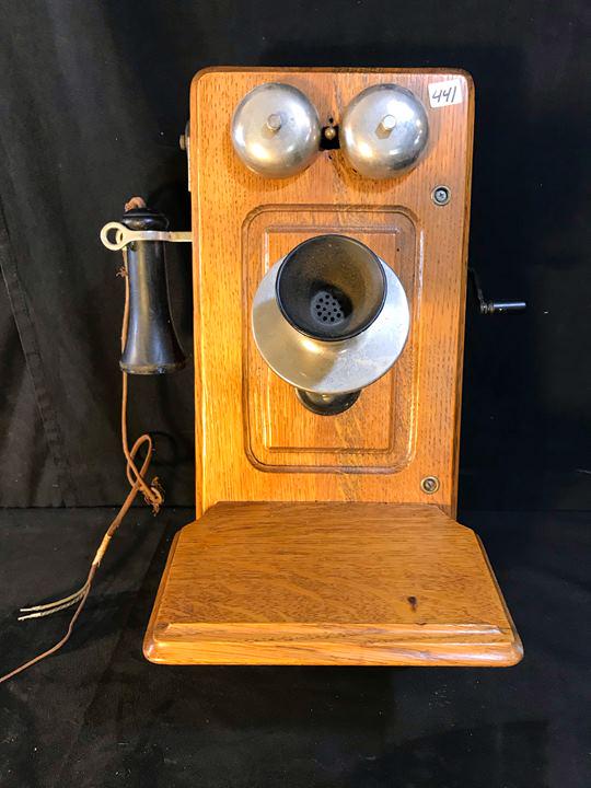 Kellogg Oak Hand Crank  Wall Telephone (1 of 6)