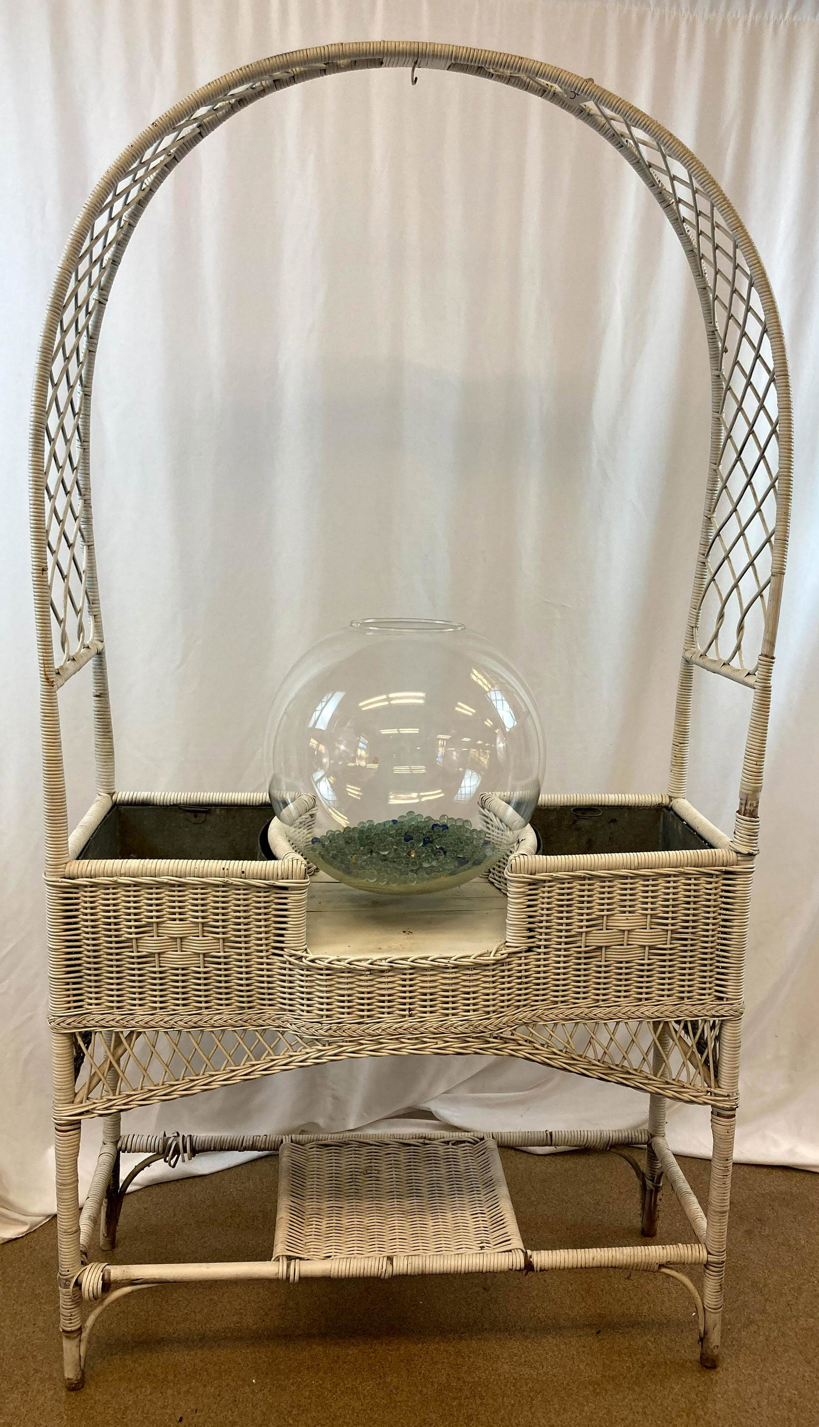 Antique Wicker Planter with Harp-Top, Double-Sided with (1 of 6)