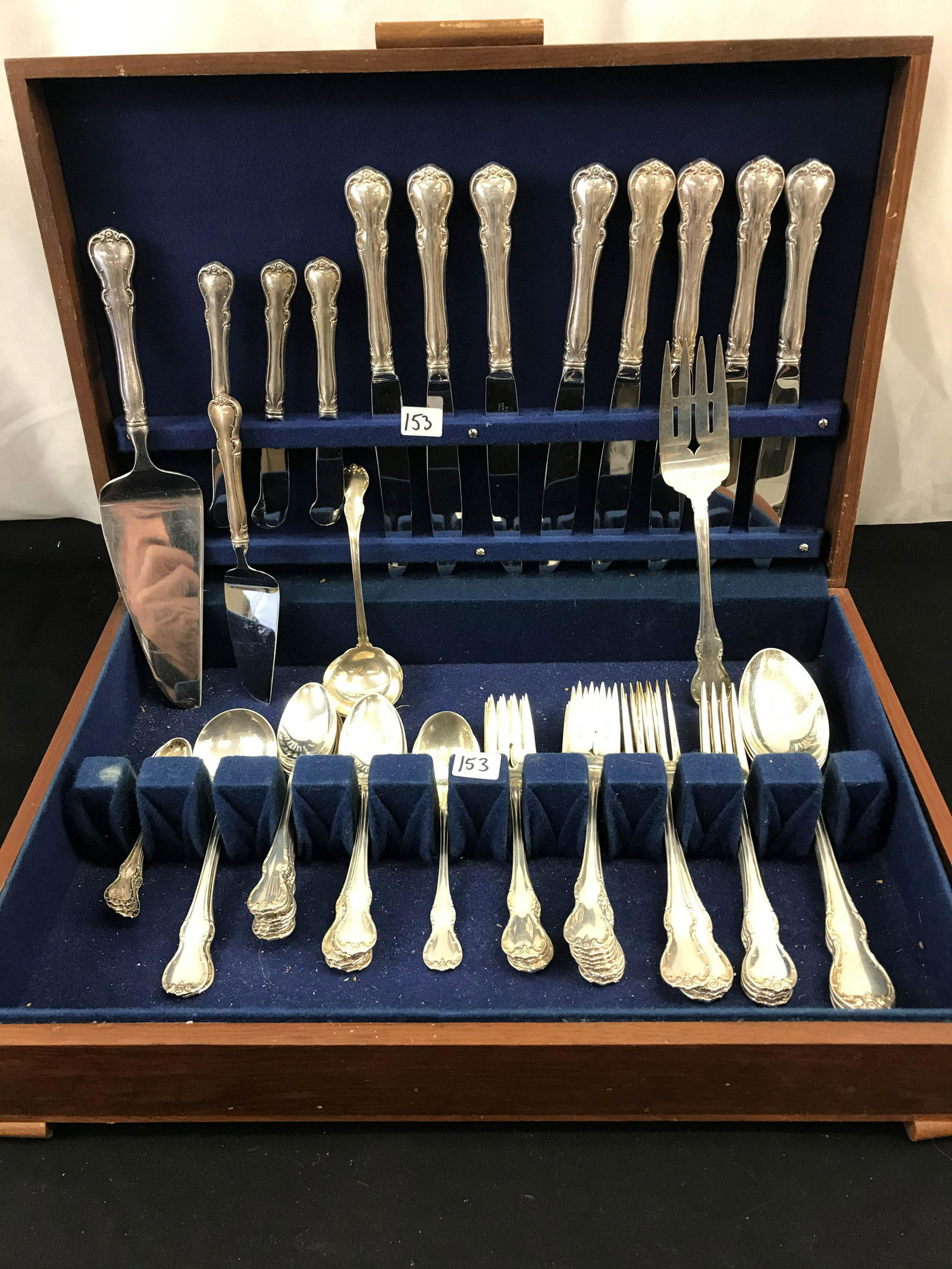 Towle Sterling service for 8 and more!: This Towle sterling silver flatware service for 8 is in the " French Provincial " pattern and 8 dinner knives , 8 dinner forks, 12 salad forks, 13 teaspoons,3 large vegetable spoons, 2 soup spoons, 3 