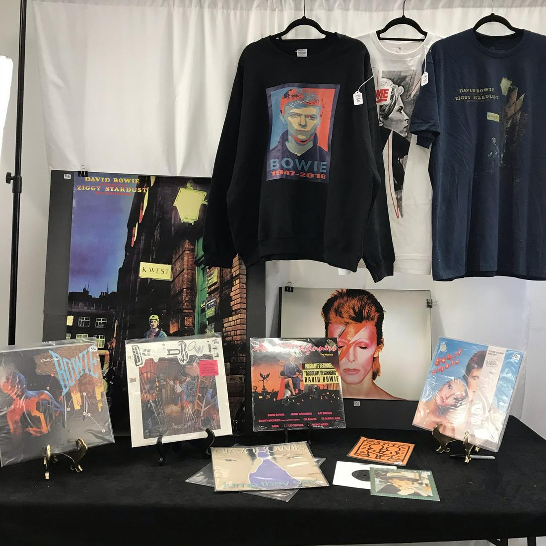 Large group of David Bowie Memorabilia: This large grpup of David Bowie memorabilia includes a 1990 factory sealed remastered Ryko Analogue Pressing of Pinups, a promotional factory sealed EMI record album of the1986 film Absolute Beginners