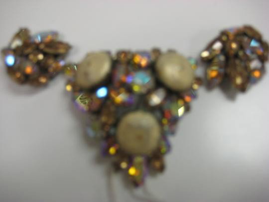 Signed Regency rhinestone broach and earrings - Es: Signed Regency rhinestone broach and earrings - Est. Value $20-$30