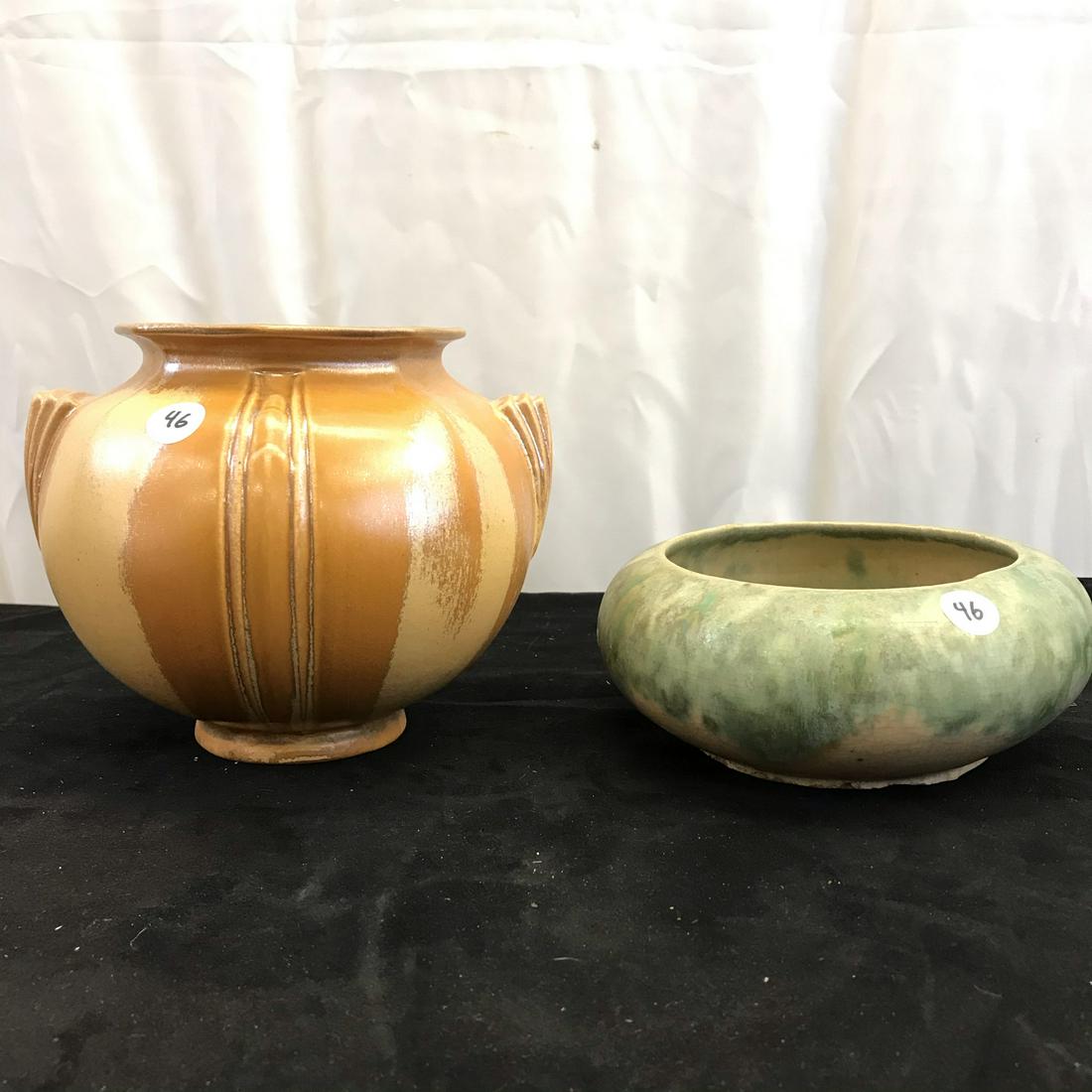 Roseville Russco Vase and Unmarked Arts & Crafts Bowl (1 of 9)
