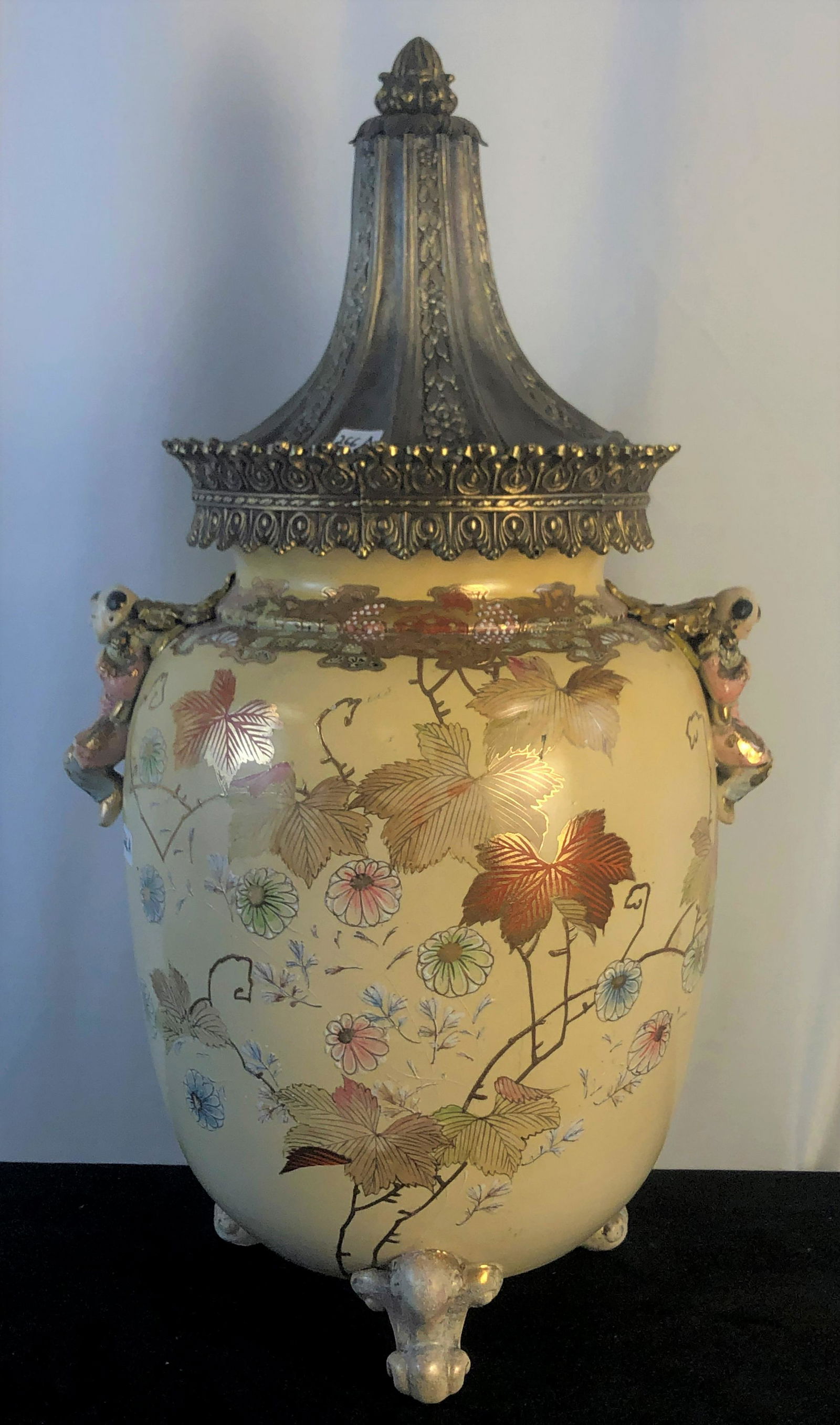 A Oriental Vase of Important Size 1900-1920 (1 of 10)