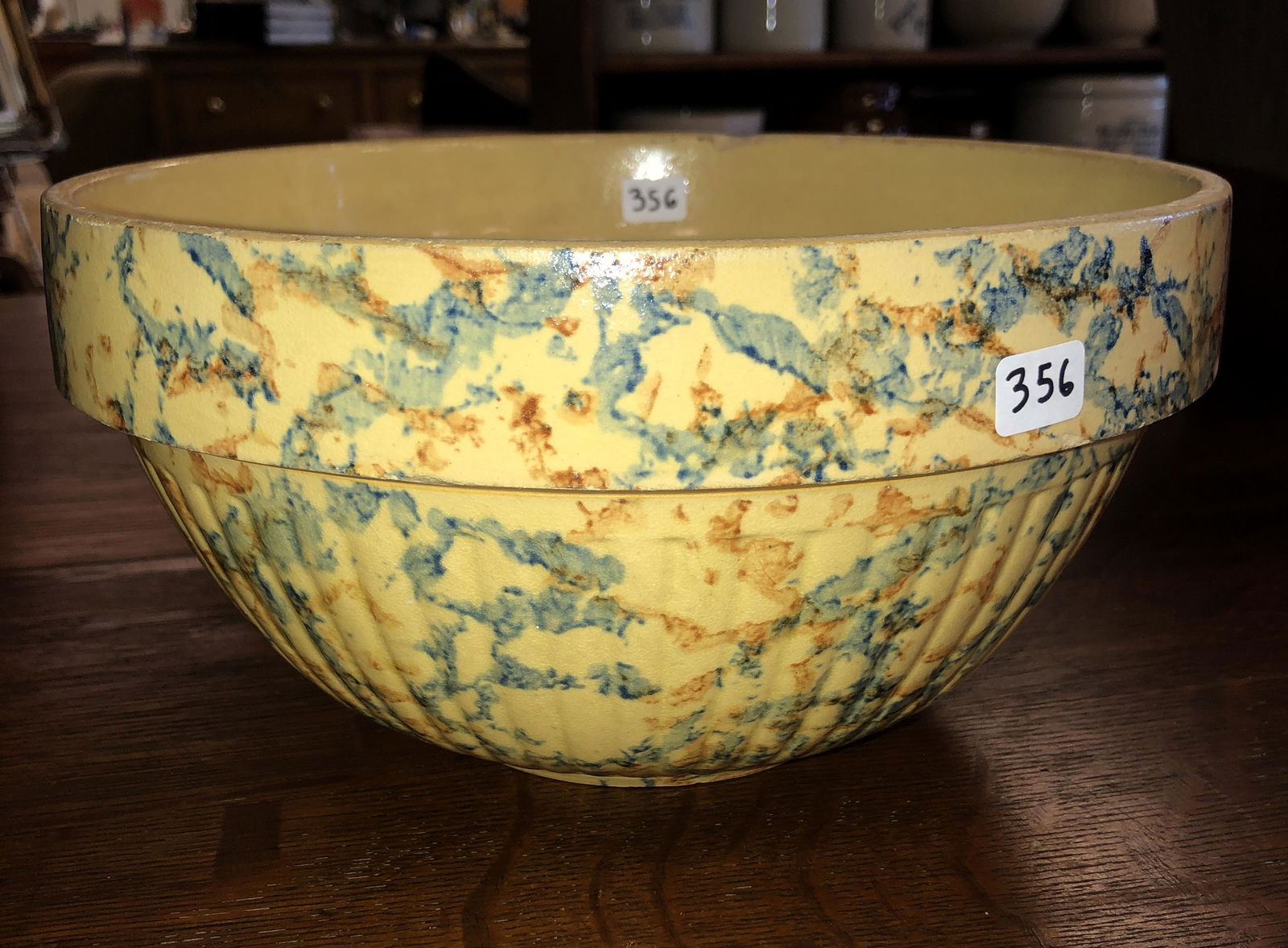 Ribbed Spongeware Mixing Bowl (1 of 4)