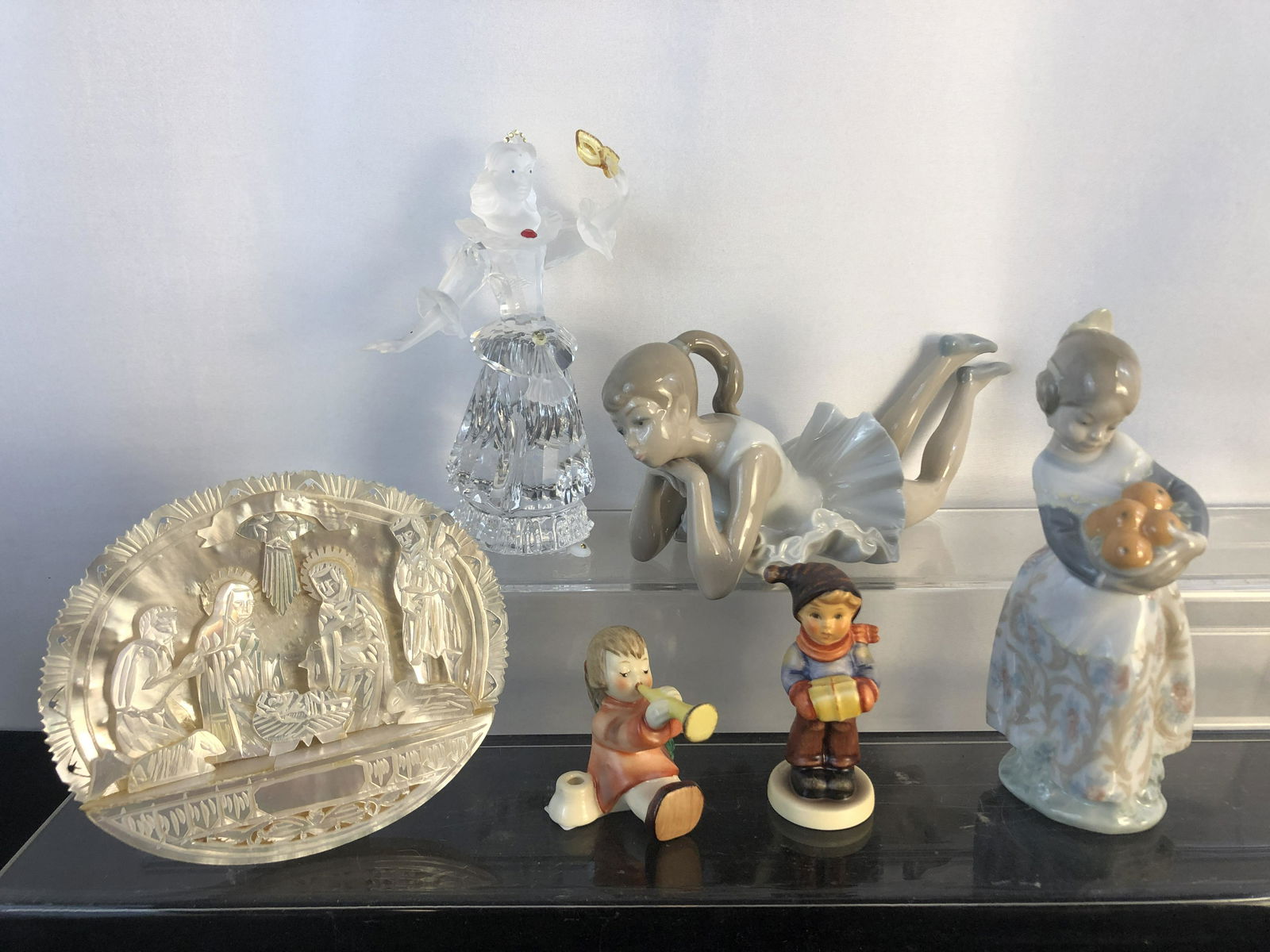Lot of Figurines and Collectables (1 of 9)