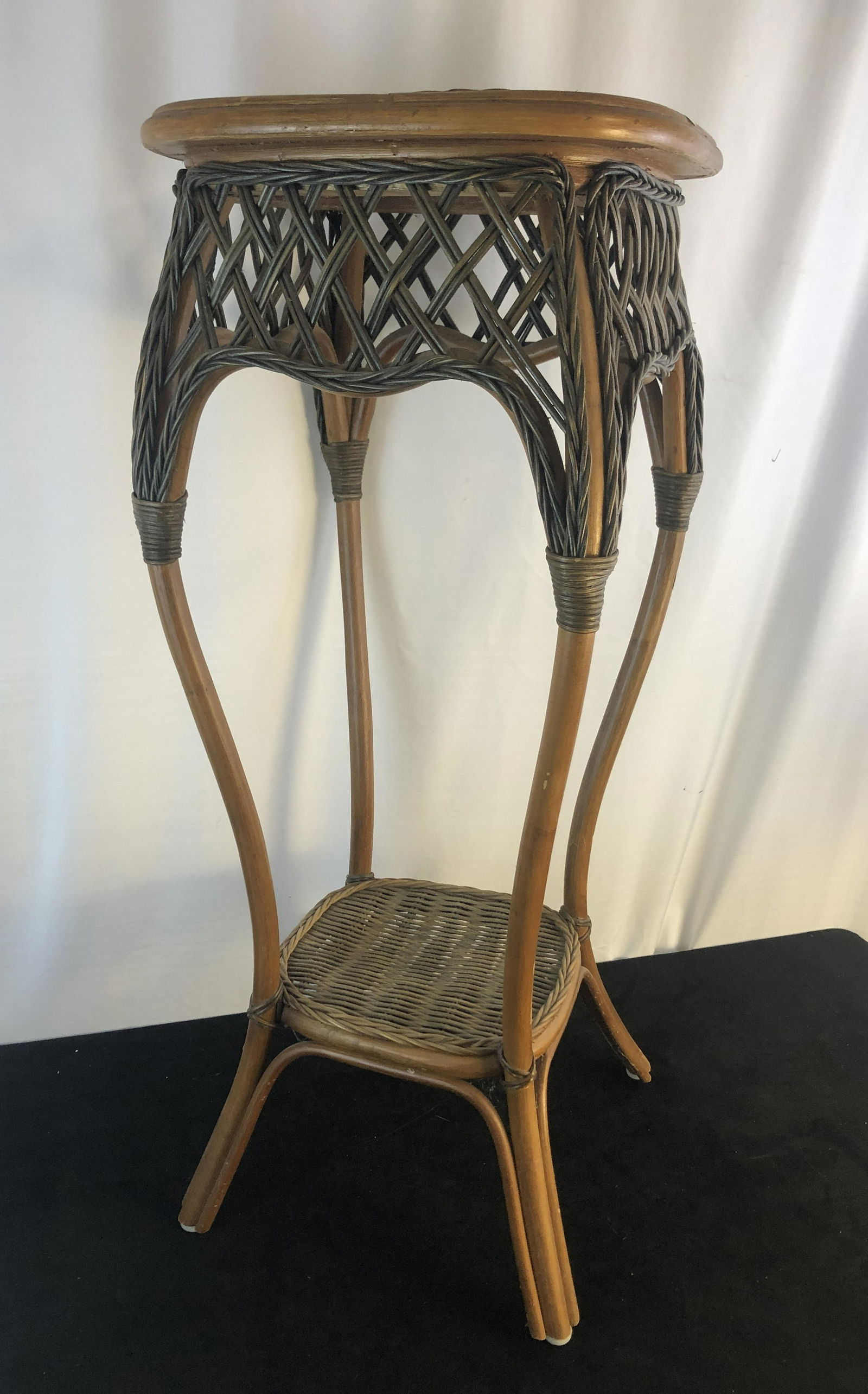 Wicker Plant Stand (1 of 3)