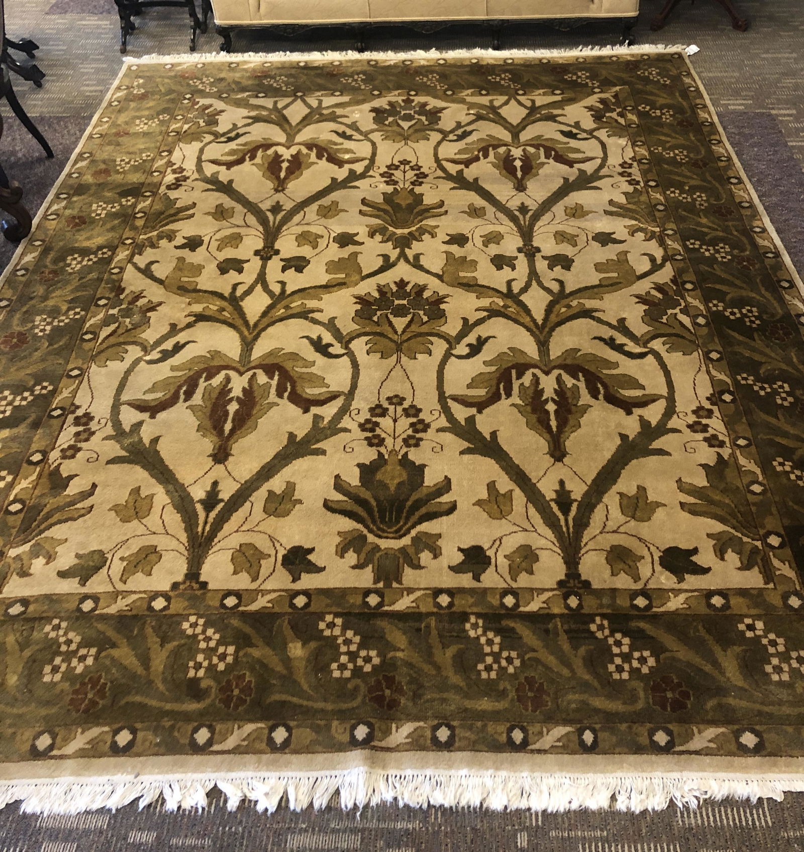 High Quality Oriental Floral Rug (1 of 5)