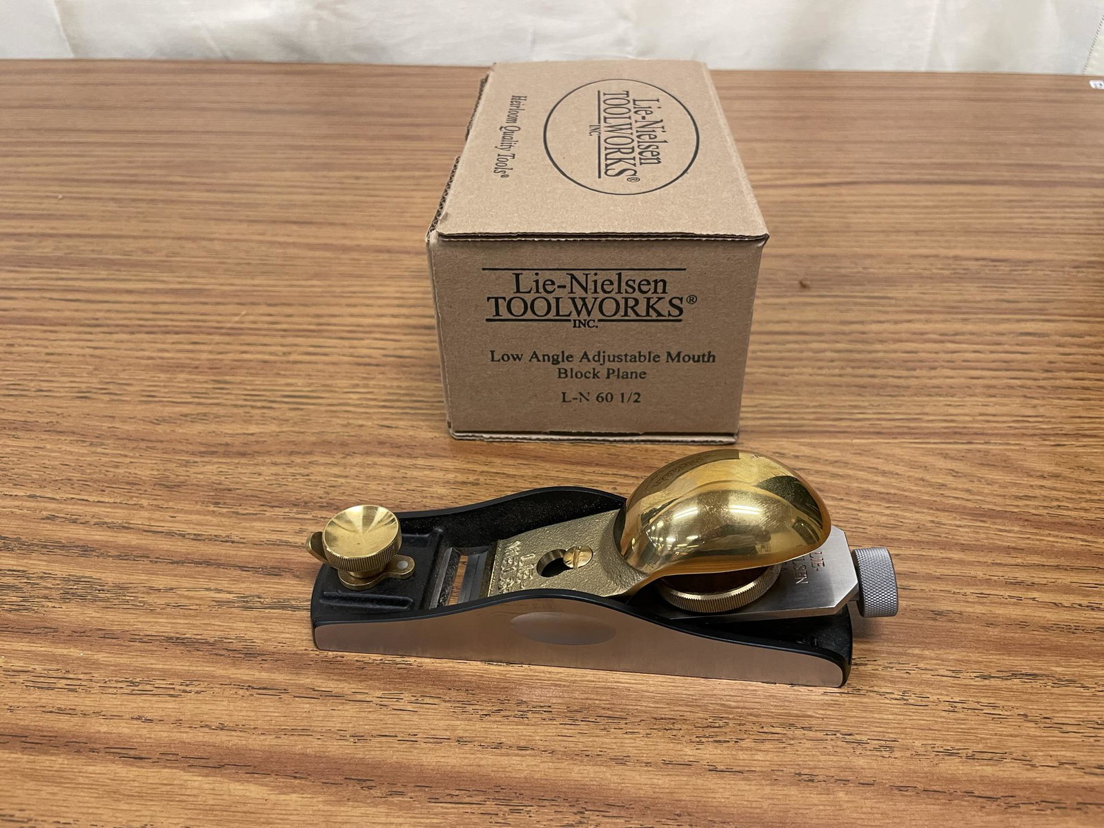 Lie-Neilson No. 60 1/2 Block Plane (1 of 3)