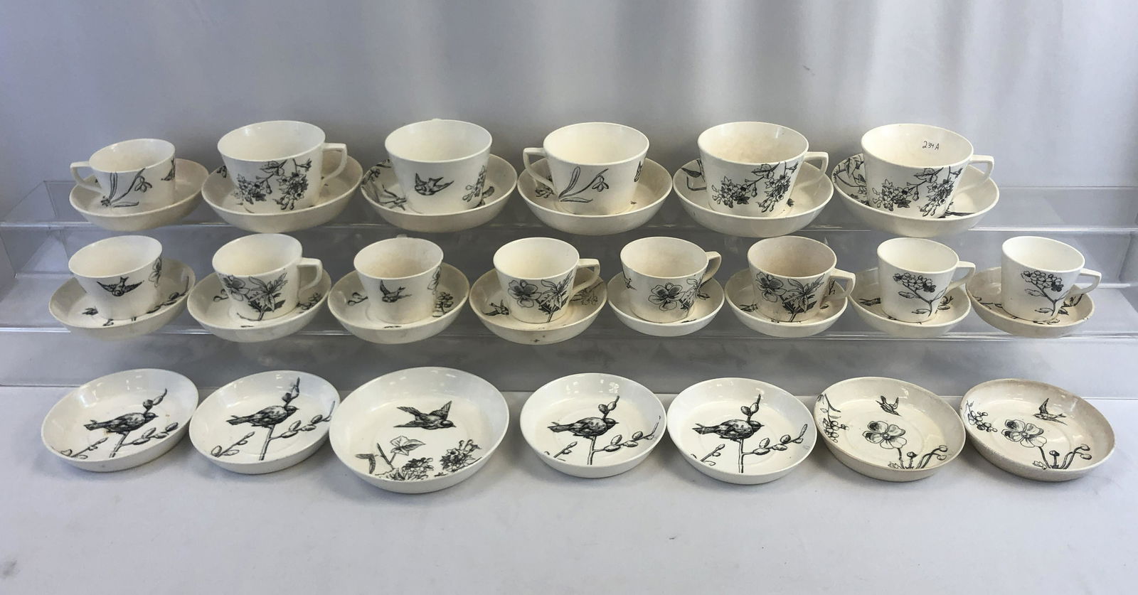 Minton "Essex Birds" Cups and Saucers (1 of 8)