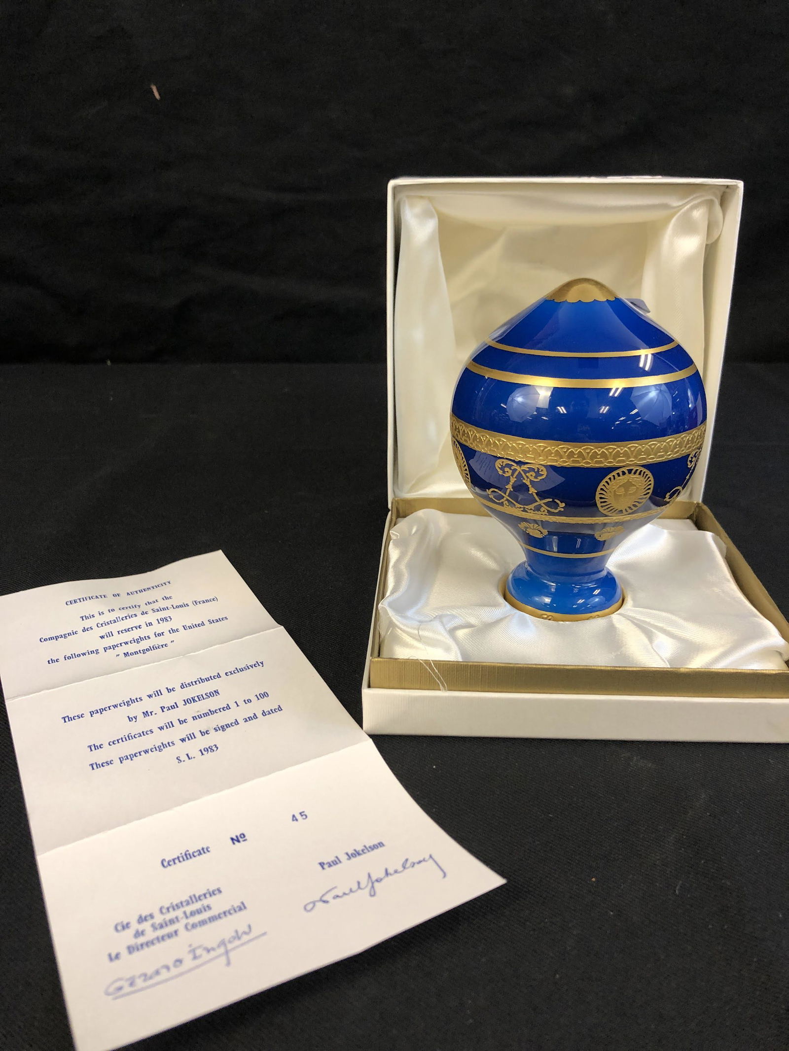 Signed St.Louis "Montgolfiere" Paperweight (1 of 7)