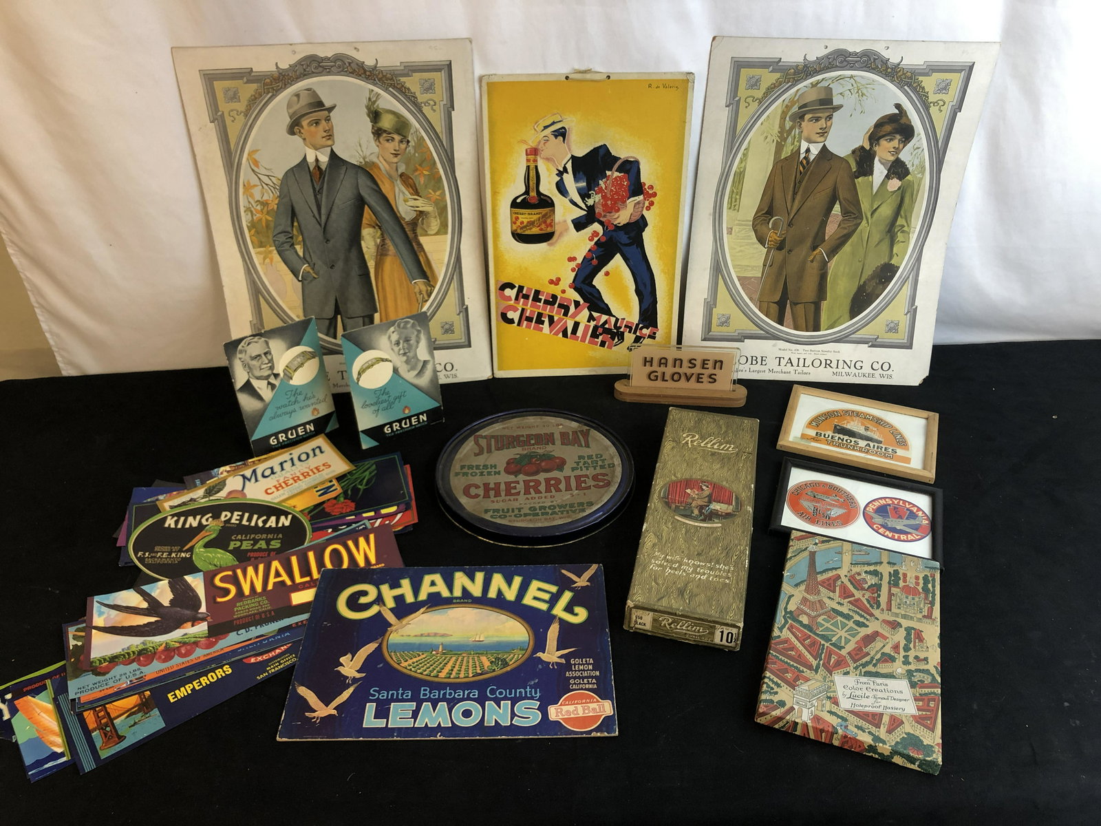 Group of Quaility Vintage Advertising Pieces (1 of 7)