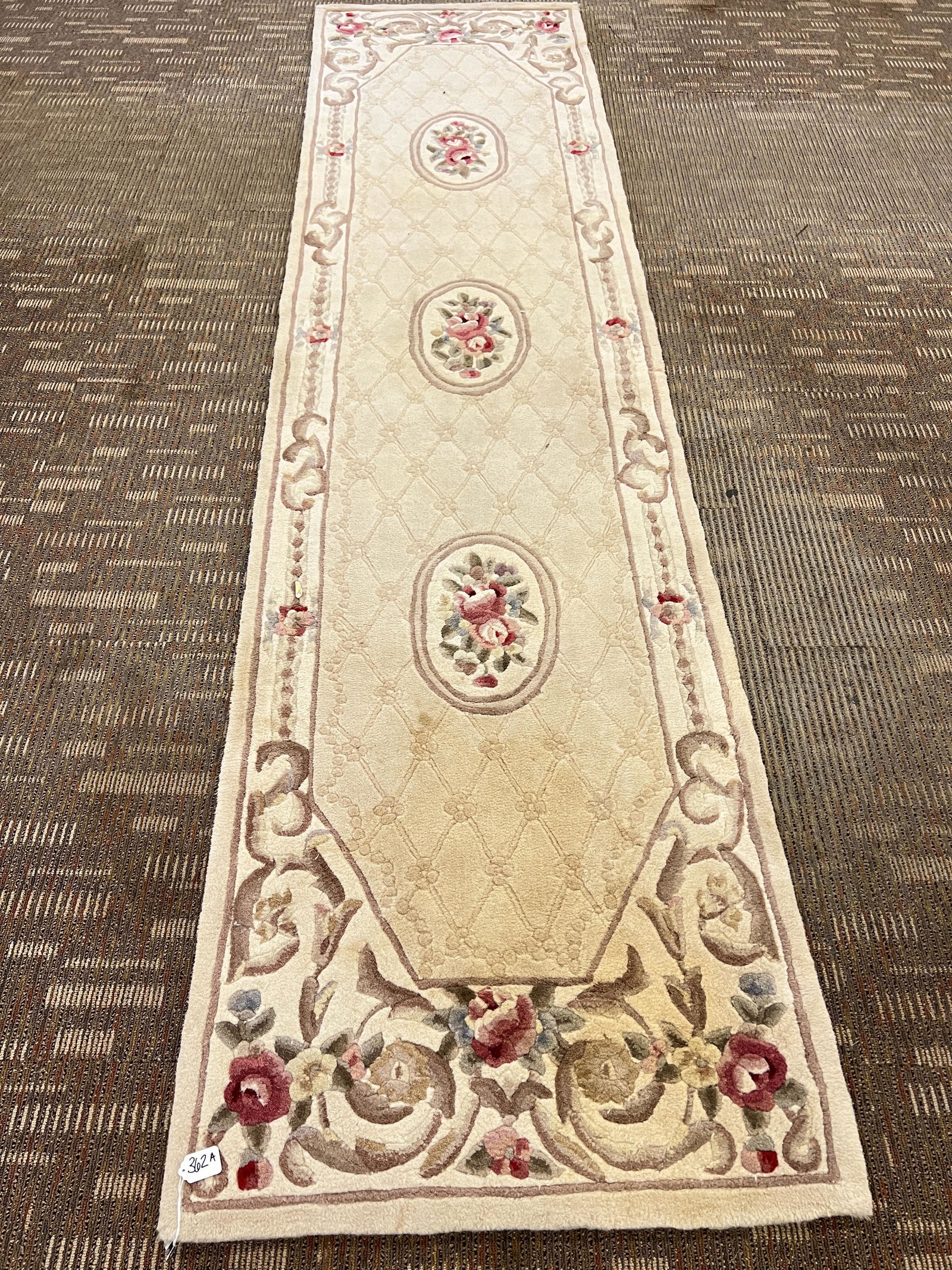 Sculpted Wool Runner (1 of 4)