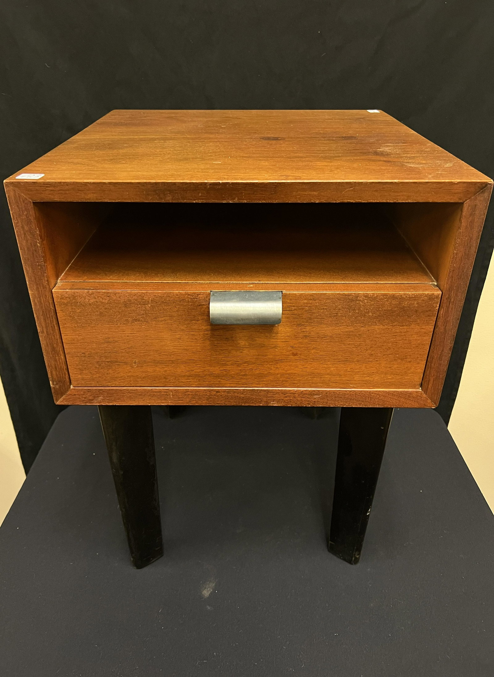 George Nelson Single Drawer Table (1 of 8)