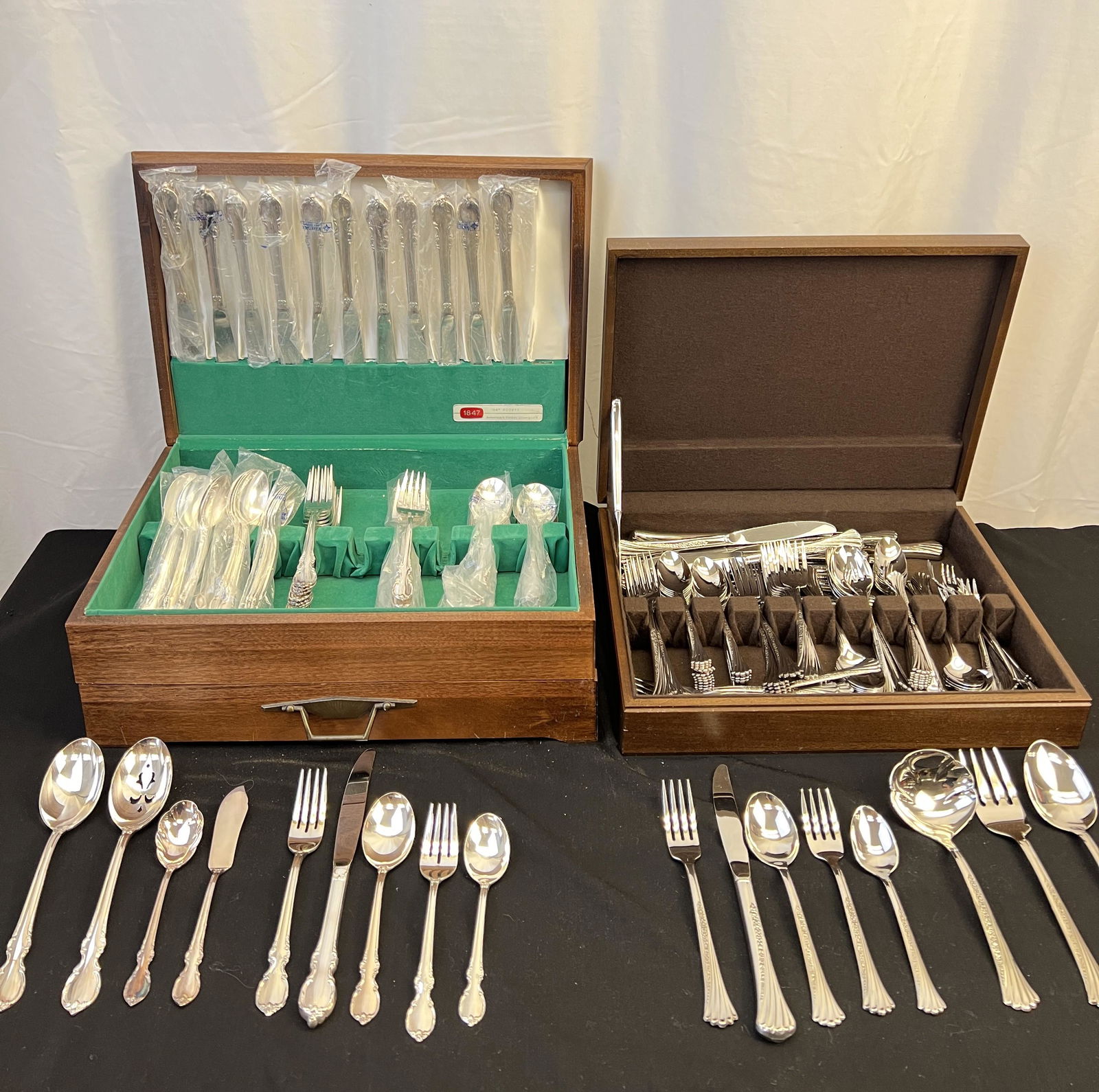 Rogers Brothers Silverplate Service for 12 "Reflections” Pattern, More! (1 of 12)