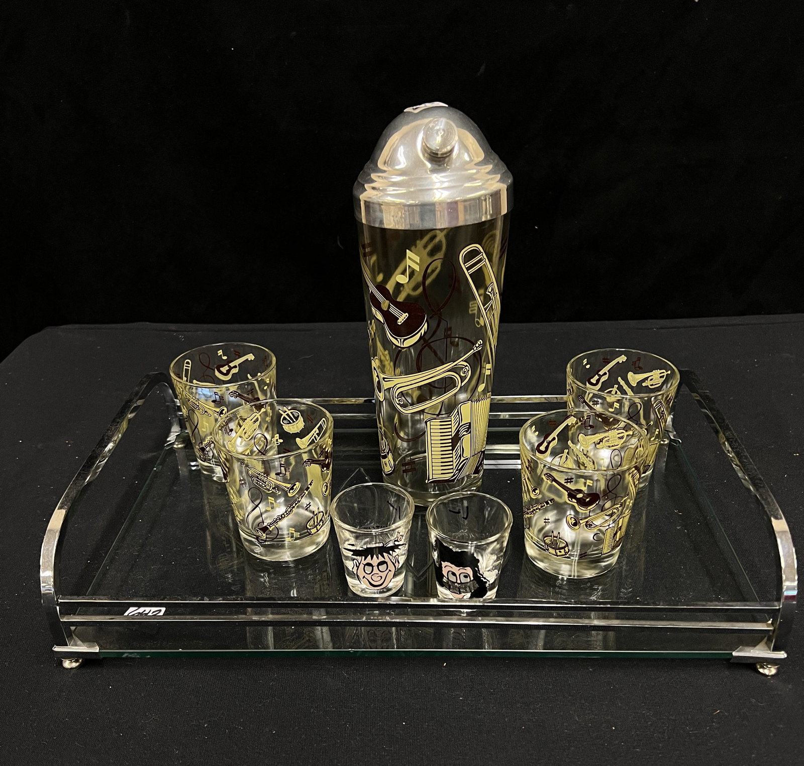Art Deco Cocktail Shaker & Tumblers, Glass Serving Tray (1 of 6)