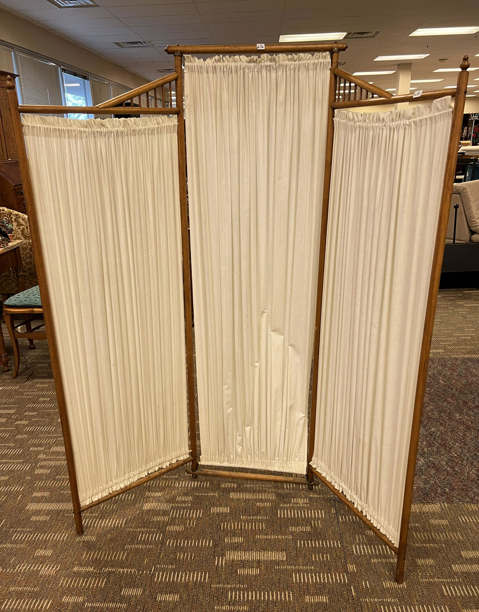 Oak Three-Part Dressing Screen (1 of 4)