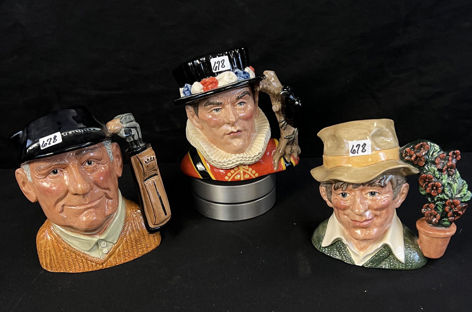3 Toby Mugs: Golfer, Gardener, Yeoman of the Guard (1 of 7)