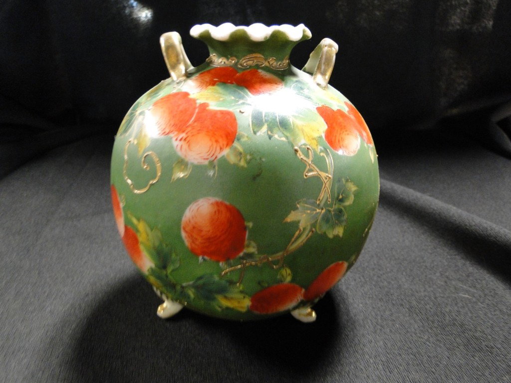 An unsigned bulbous floral footed Nippon. 5" tall : An unsigned bulbous floral footed Nippon. 5" tall vase