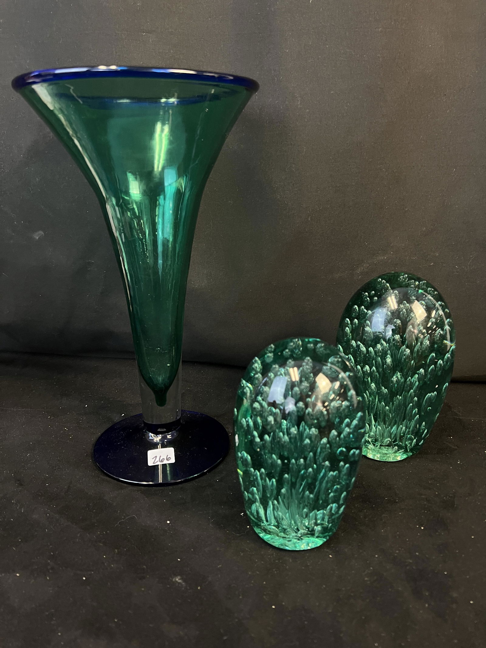 Group of Art Glass (1 of 6)