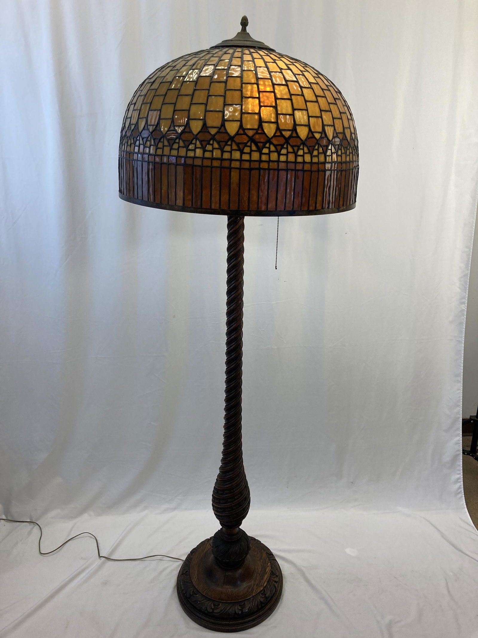 Floor-Standing Lamp with Leaded Glass Curtain Shade & Barley Twist Base (1 of 14)