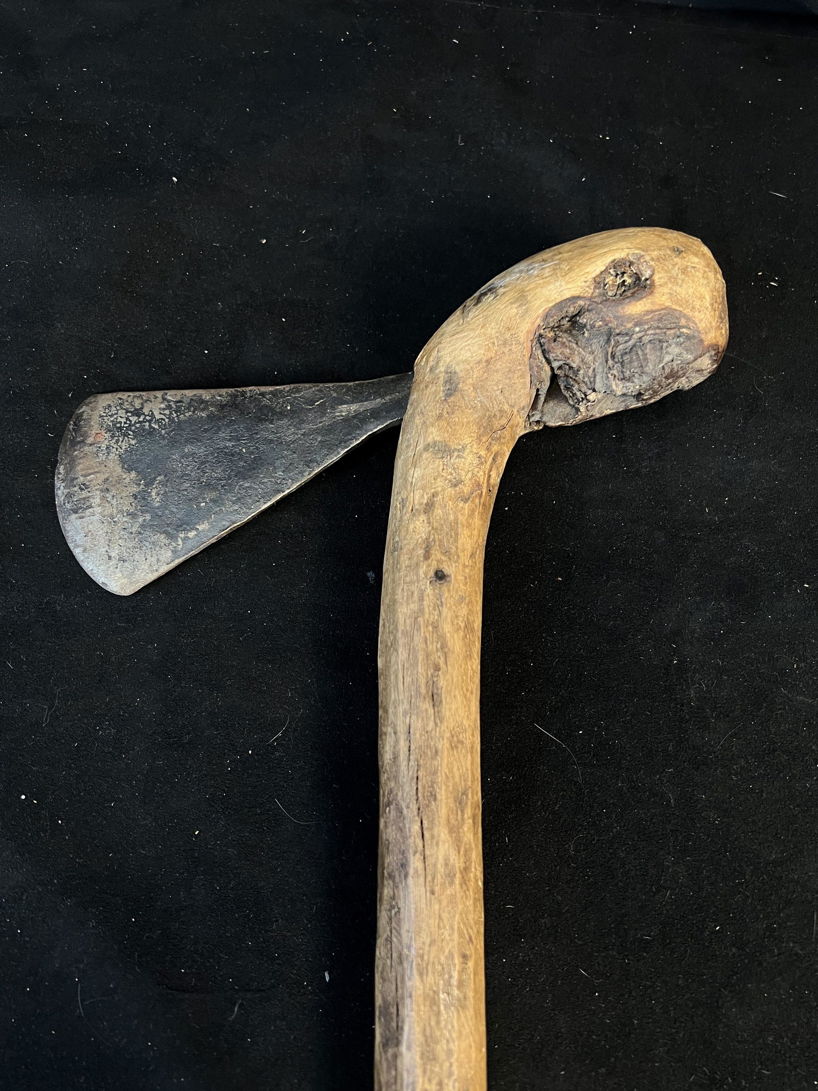 Primitive Handmade Tomahawk Axe (1 of 8)