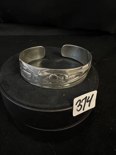 Rare Laguna/ Native American Zuni Vintage Sterling Silver Bracelet Cuff 89 Grams Rare Laguna/ Native American Zuni Vintage Sterling Silver Bracelet Cuff 89 Grams