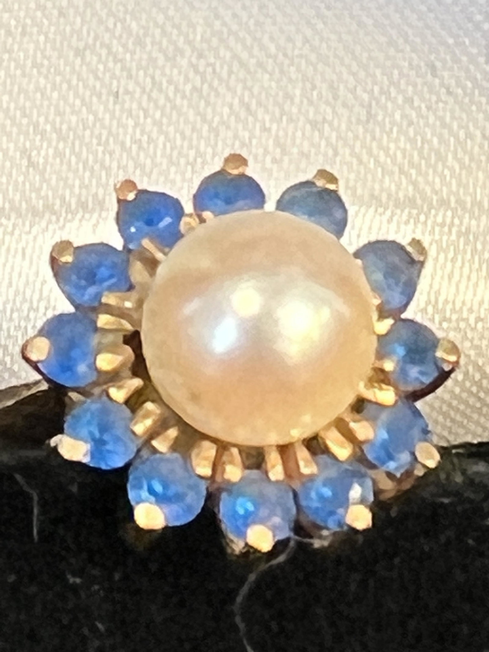 18k Pearl and Sapphire Cocktail Ring (1 of 6)